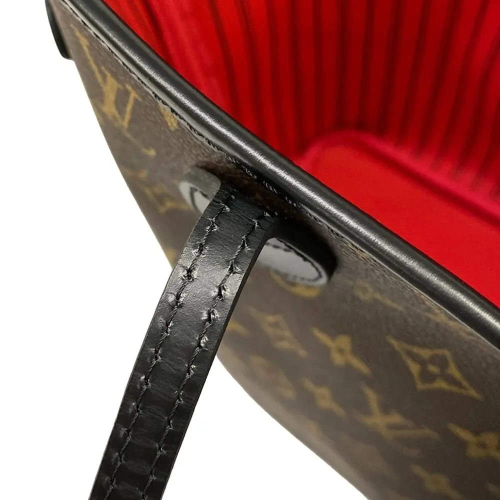 Louis Vuitton Neverfull MM Tote Bag M42844